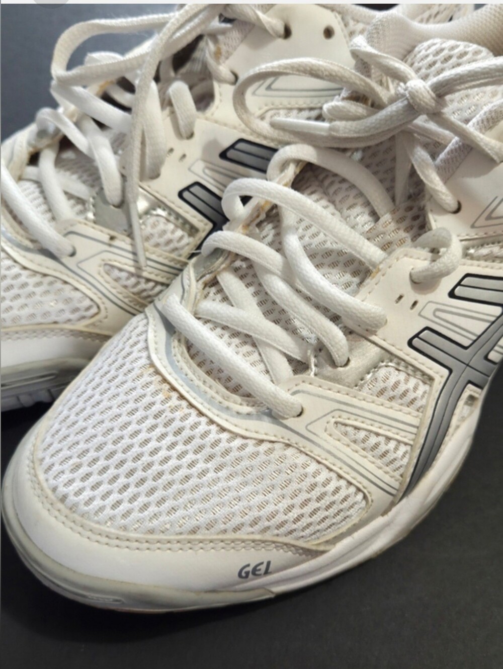ASICS Gel Rocket Y2K Size7 Tech Runner White Silver Retro Athletic Shoe  Ladies